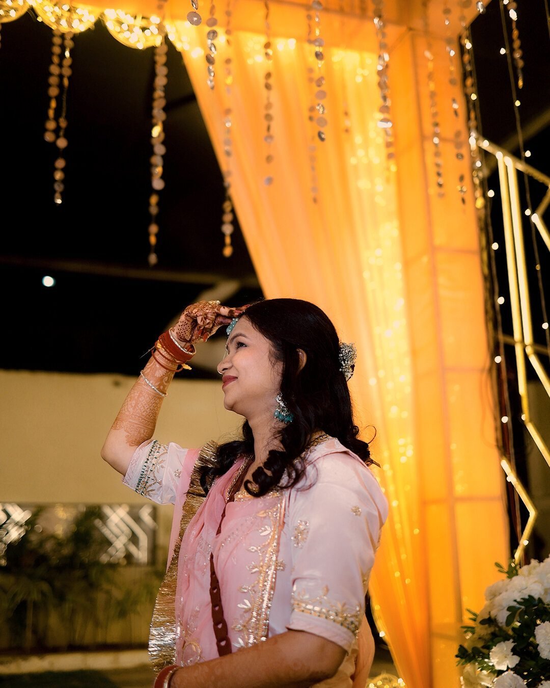 Pre-wedding photography by Radhika Studio 28