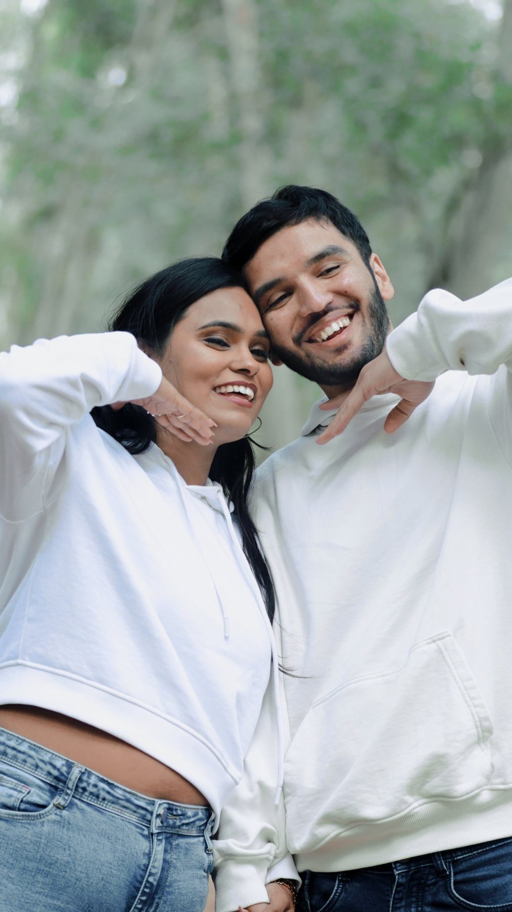 Candid forest couple shoot reel