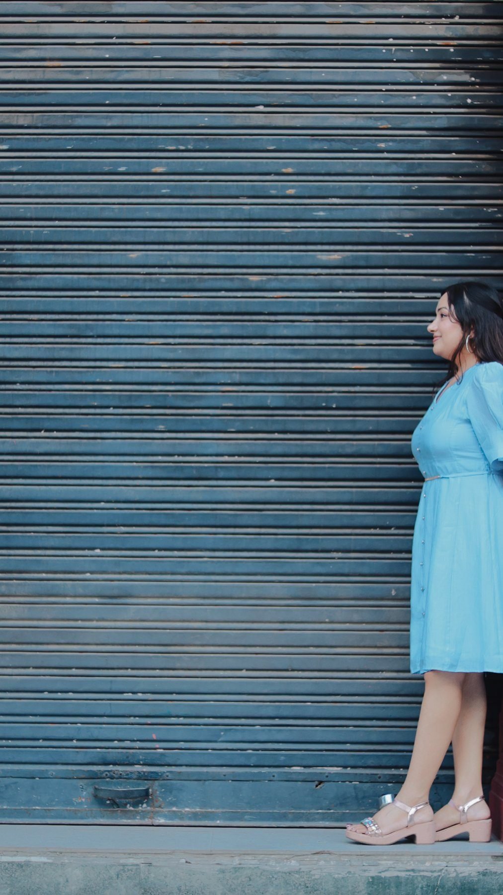 Colourful street candid couple reel